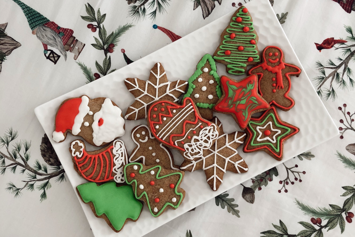 Gingerbread cookies on a plate