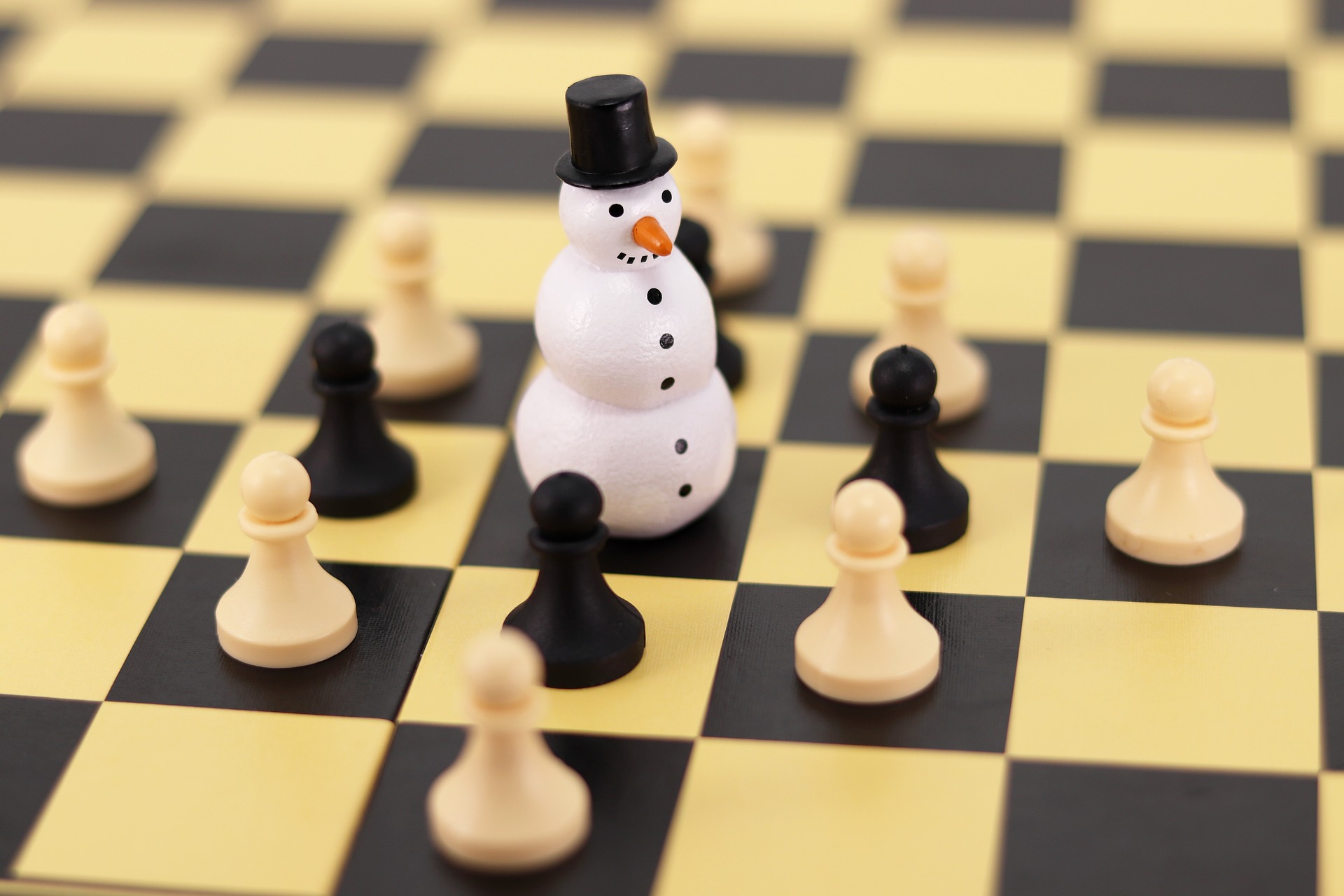 Christmas chess board snowman